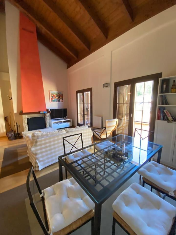 Coqueto Apartamento Duplex Fiscal Ngoại thất bức ảnh